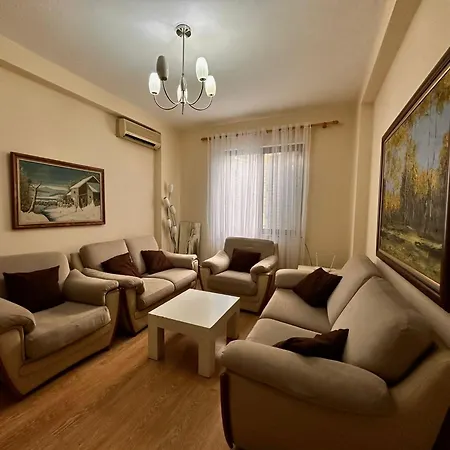 Guest House Homestay *